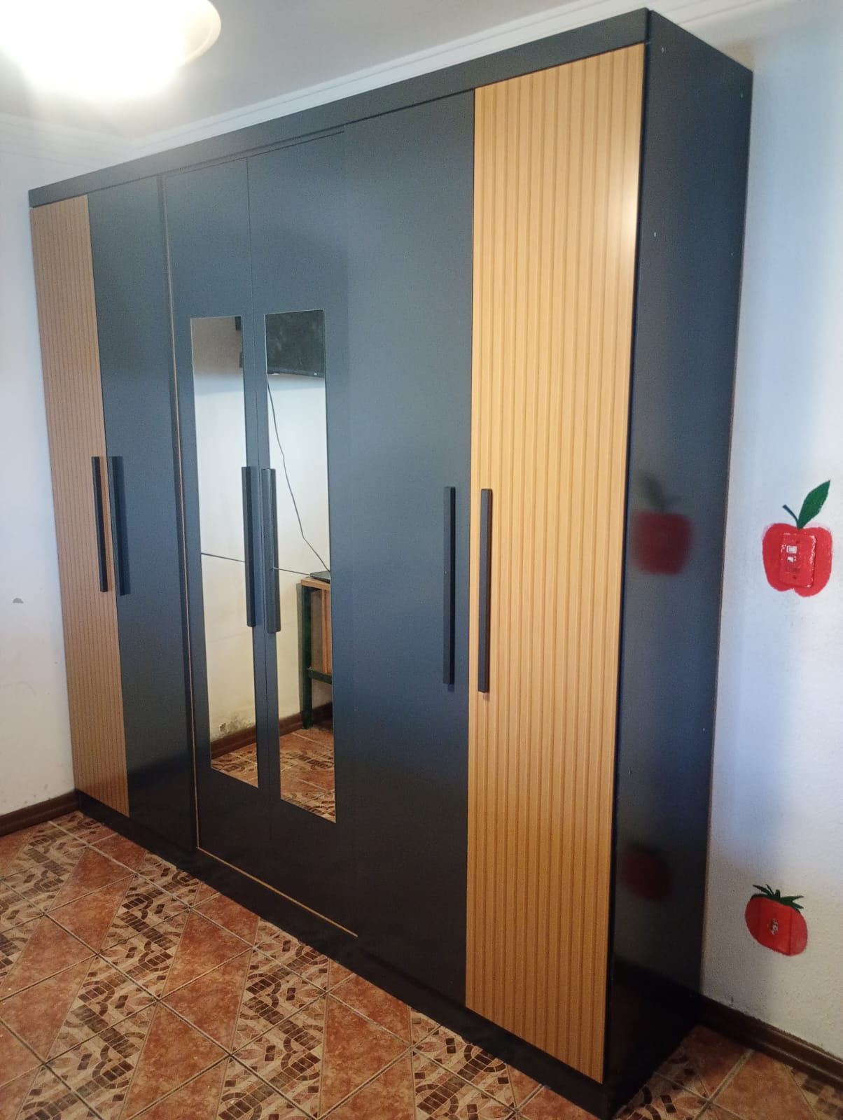 Guarda-roupa de casal